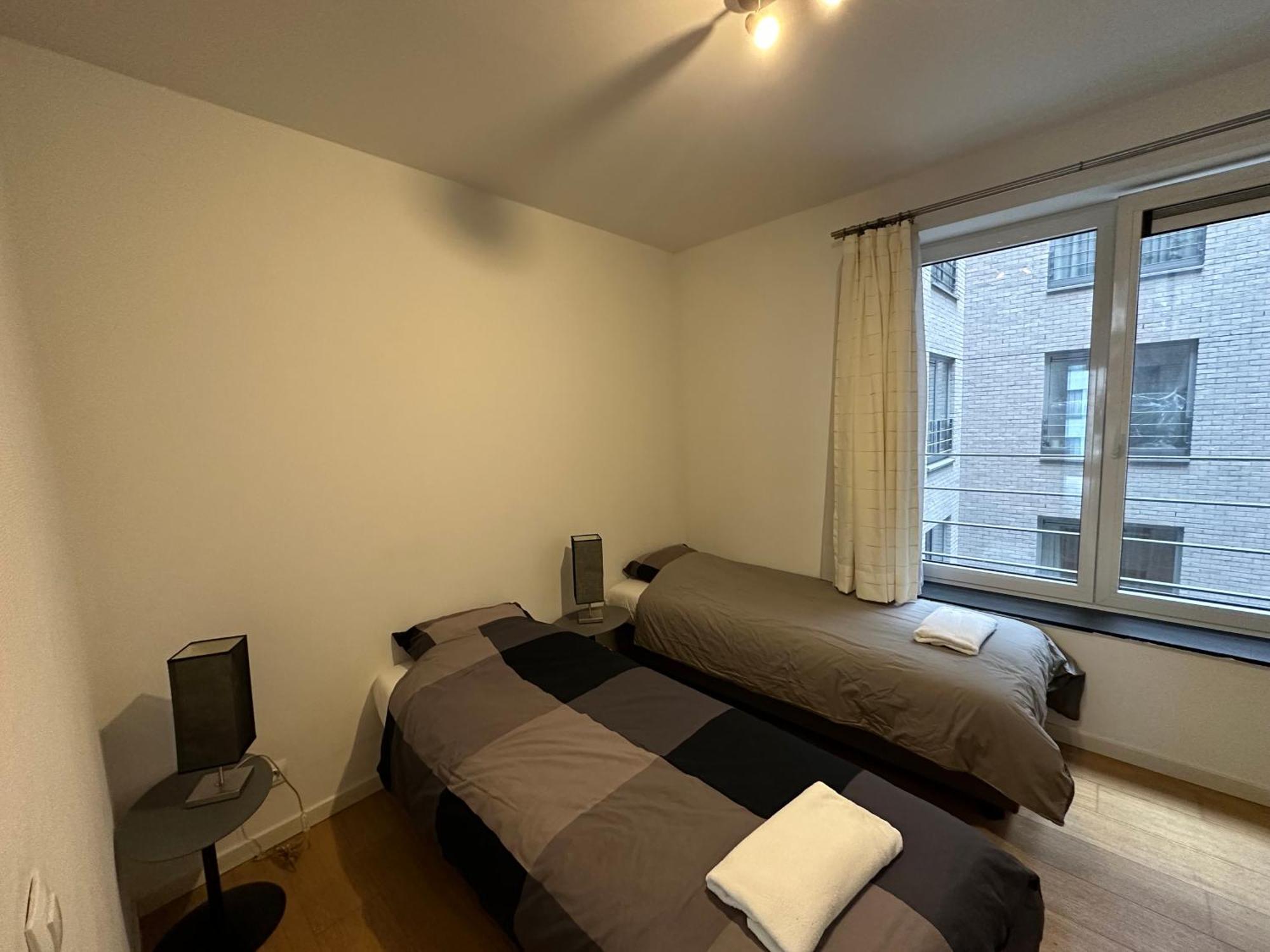 3 Bedroom Apartment In City Center With Balcony View Брюссель Экстерьер фото